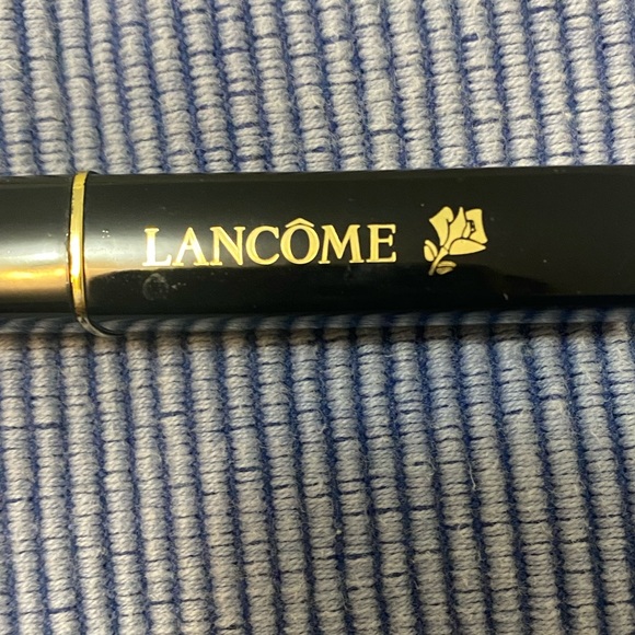 Lancôme  mascara , and Mary Kay eye  primer - Picture 3 of 3